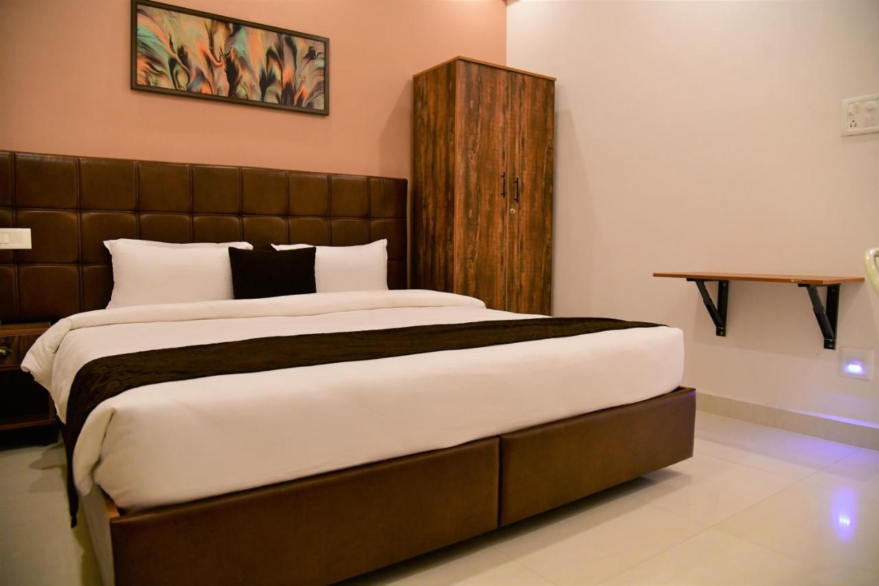 Xcel Luxury Hotel Apartments-Home Living Redefined Maisur Dış mekan fotoğraf